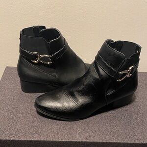 Karen Scott Black Ankle Boots with Silver Accent